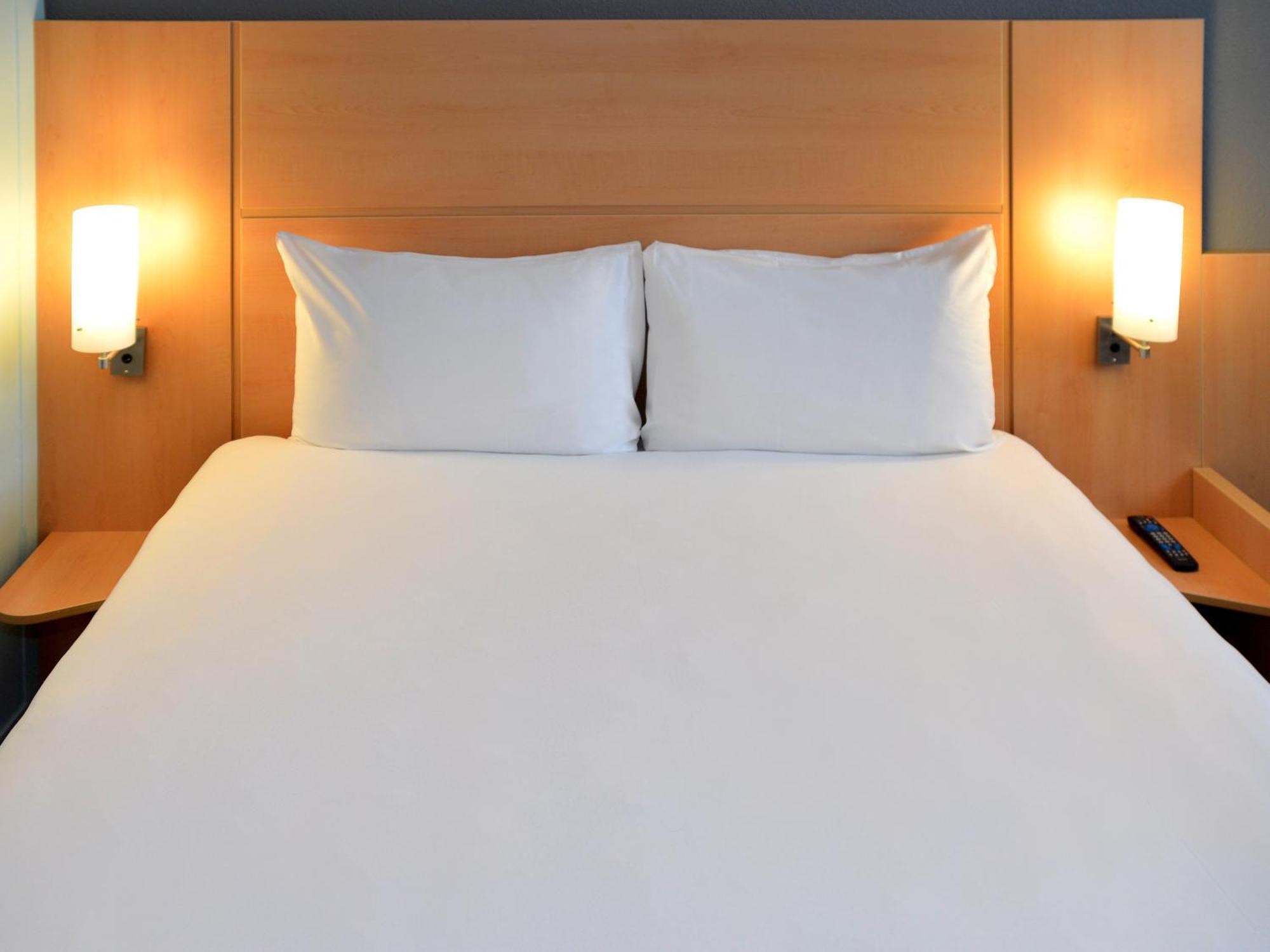 Ibis London Thurrock M25 Grays Exterior photo